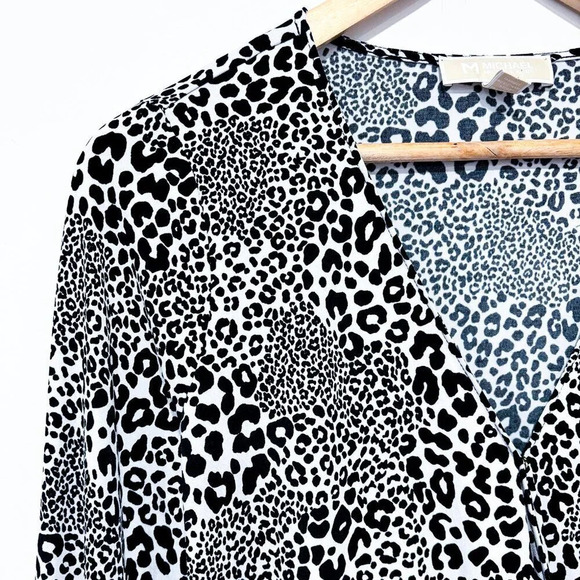MICHAEL KORS Black & white Cheetah print  top - Picture 2 of 8